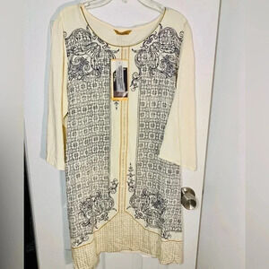 New With Tags Beautiful Women’s Size XL Kurti Tunic Top Made by Aurelia